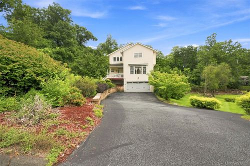 12 Greenwood Dr, Newburgh, NY, 12550-1881 | Card Image