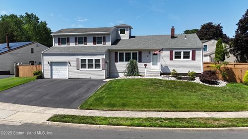 6 Nancy Cir, Edison, NJ, 08817-5238 | Card Image