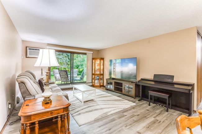 11-web-or-mls-1855-Silver-Bell-Rd-11.jpg | Image 11