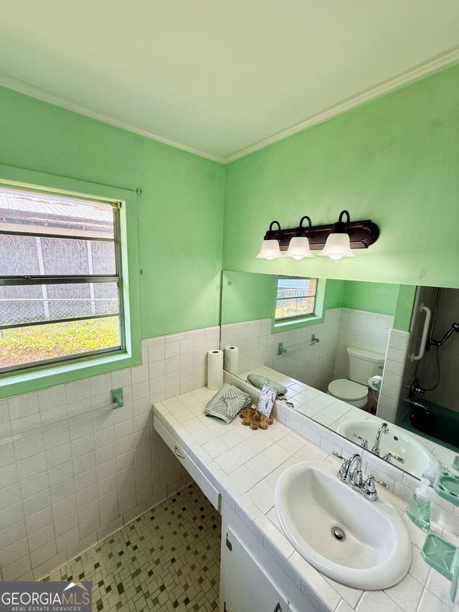 21 Pine St, House other with 3 bedrooms, 2 bathrooms and null parking in Hazlehurst GA | Image 29