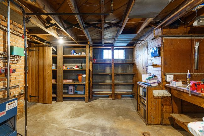 34900 Chestnut St, House other with 4 bedrooms, 3 bathrooms and null parking in Wayne MI | Image 34
