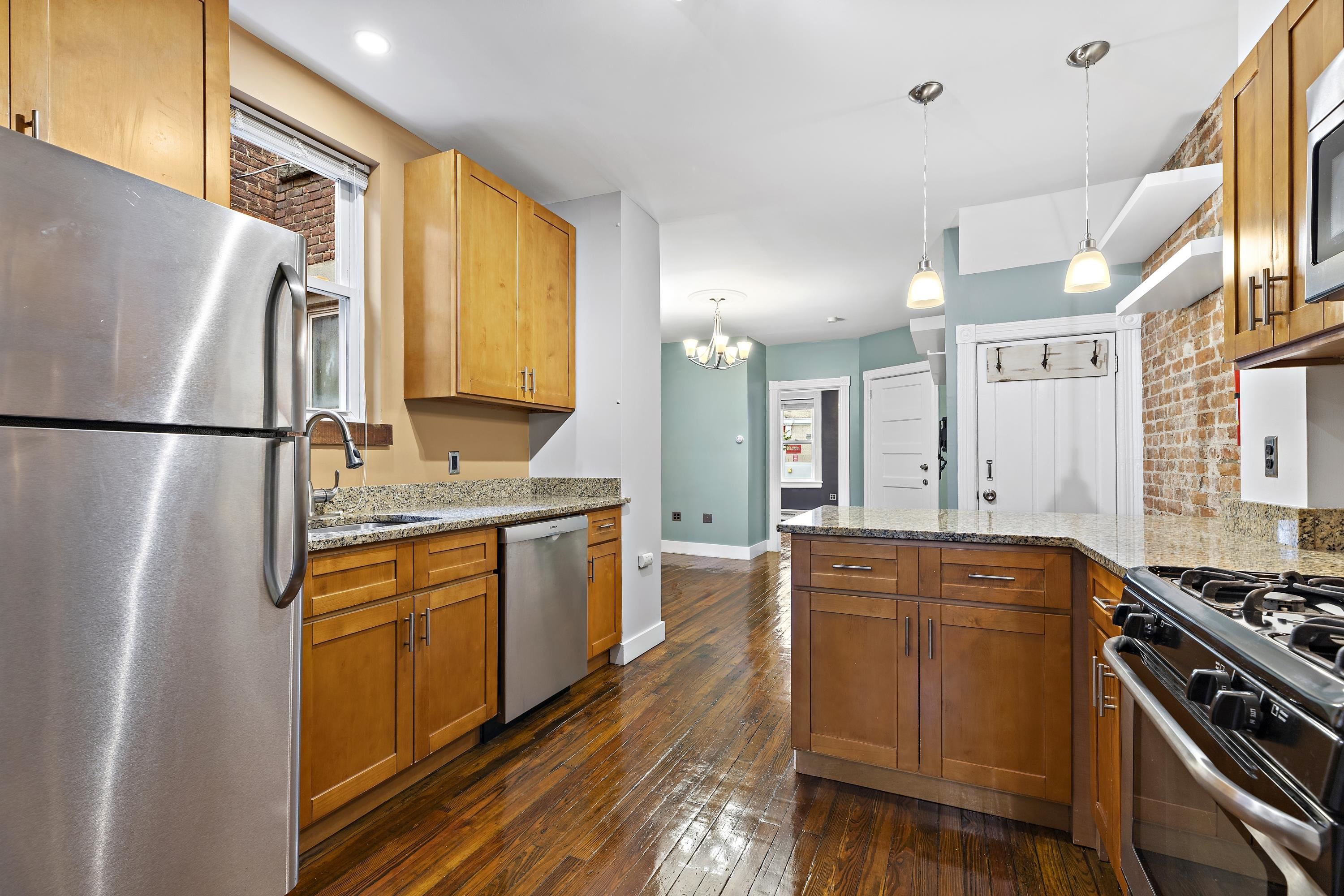 Residential Lease in West New York