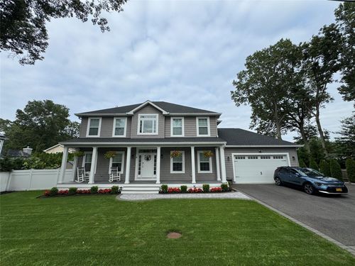 9 Arlington Ave, Saint James, NY, 11780-2801 | Card Image