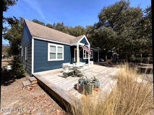 4122 Sound Dr, Morehead City, NC, 28557-2858 | Card Image