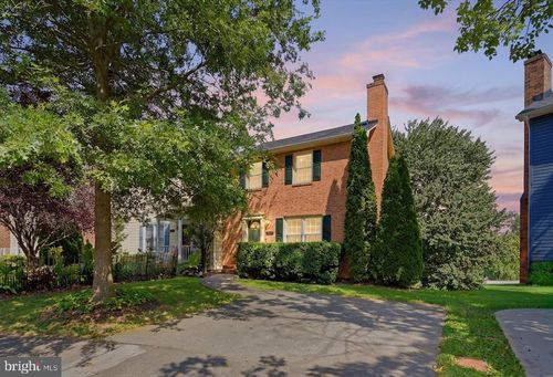 812 Appleseed Ct, WINCHESTER, VA, 22601-2768 | Card Image
