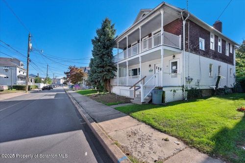 101 Girard Ave, Plymouth, PA, 18651-2207 | Card Image