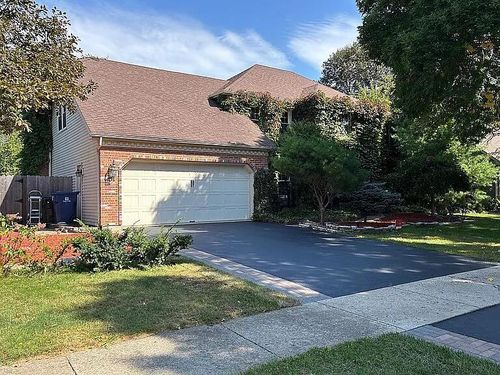 1369 Ginger Ln, Naperville, IL, 60565-5228 | Card Image