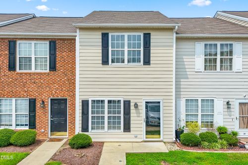 19 Cheltenham Dr, Clayton, NC, 27520-7252 | Card Image