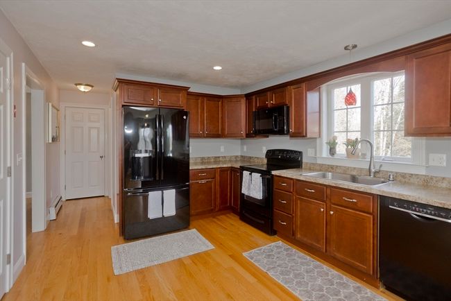 12 Michael Dr, House other with 3 bedrooms, 4 bathrooms and 4 parking in Rutland MA | Image 11