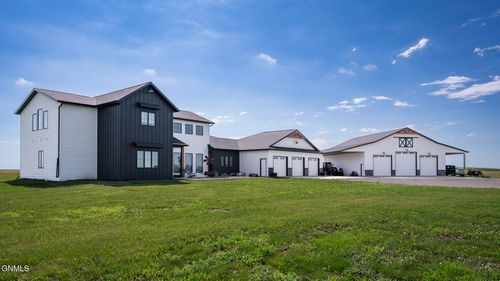 7101 223rd St Ne, Mckenzie, ND, 58572-4400 | Card Image