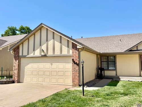 5644 Sw Barrington Ct N, Topeka, KS, 66614 | Card Image