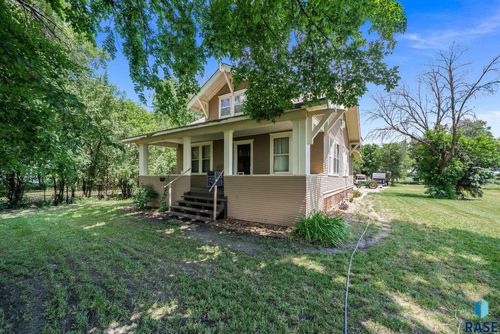 28286 Bartlett Ave, Canton, SD, 57013-5850 | Card Image