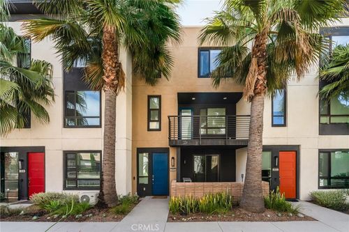 2850 N Glassell St, Orange, CA, 92865-1002 | Card Image