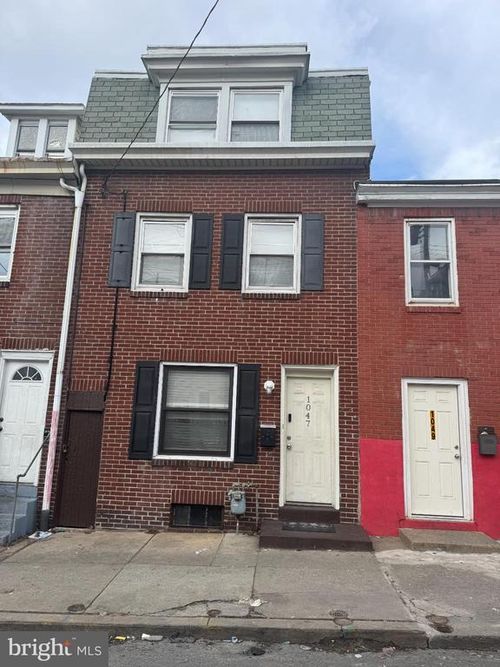 1047 Cotton St, READING, PA, 19602-2553 | Card Image