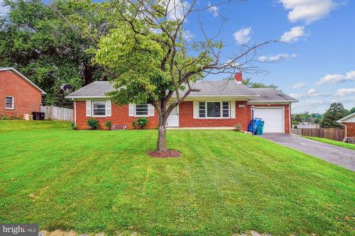 11910 Haven Hill Dr, SMITHSBURG, MD, 21783-2052 | Card Image