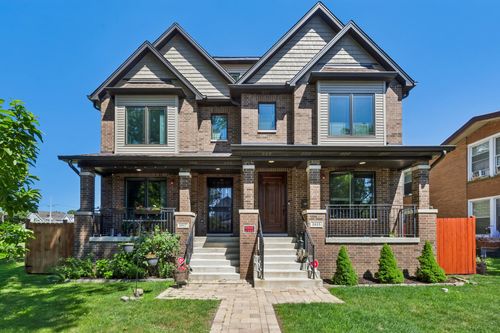 1817 Dodge Ave, Evanston, IL, 60201-3429 | Card Image