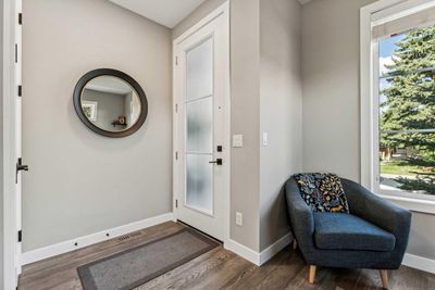 1923 19 Ave Nw, Home with 2 bedrooms, 2 bathrooms and 1 parking in Calgary AB | Image 3