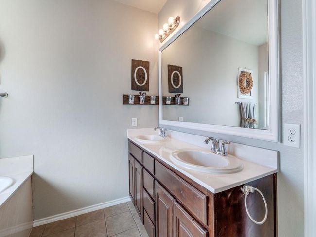 11017 Hawks Landing Rd, House other with 4 bedrooms, 2 bathrooms and null parking in Haslet TX | Image 20