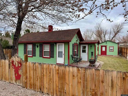 208 W Walnut Ave, Saratoga, WY, 82331 | Card Image