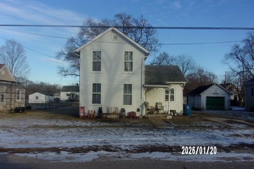 205 S Axtel Ave, Milford, IL, 60953-1225 | Card Image
