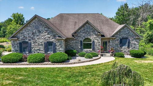 325 Priest Road, Owosso, MI, 48867 | Card Image