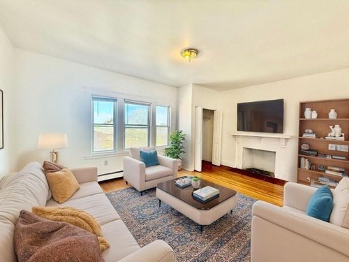 apt-2-62 Algonquin Rd., Newton, MA, 02467 | Card Image