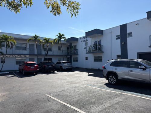 apt-103-30 Se 4th Ave, Hallandale Beach, FL, 33009-5501 | Card Image