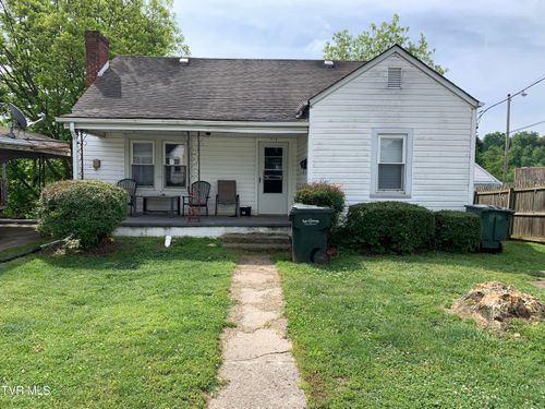 715 Carson St, Greeneville, TN, 37743-4703 | Card Image