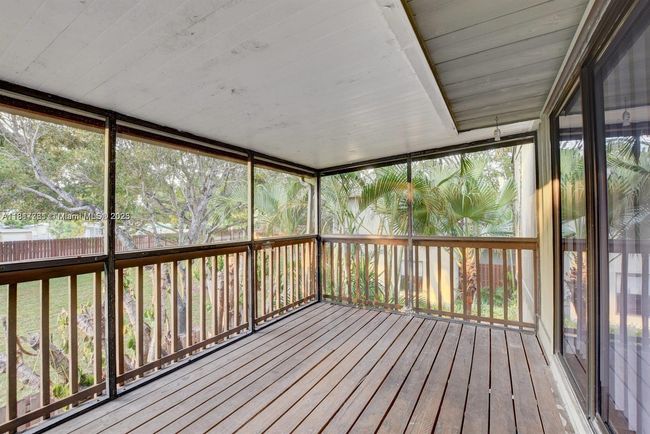 E - 28 Crossings Cir, Condo with 2 bedrooms, 2 bathrooms and null parking in Boynton Beach FL | Image 12