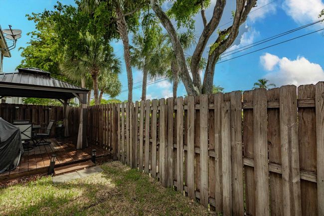 5900 - 5900 S Golden Beauty Ln, Condo with 3 bedrooms, 3 bathrooms and null parking in Tamarac FL | Image 29