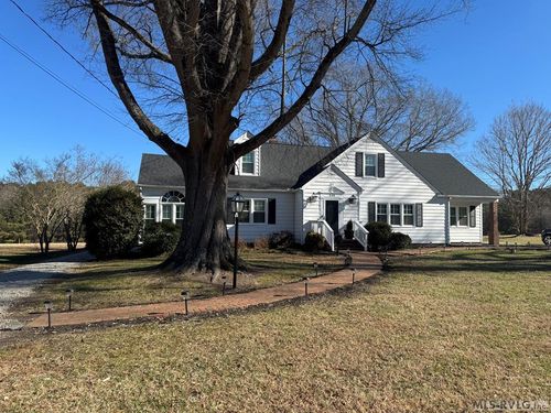 614 Chaptico Rd, South Hill, VA, 23970-1406 | Card Image