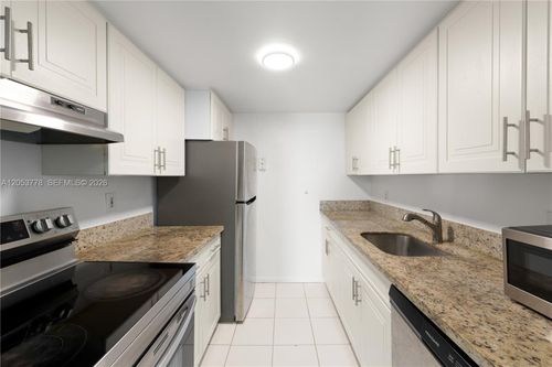 812-2350 Ne 135th St, North Miami, FL, 33181-3553 | Card Image