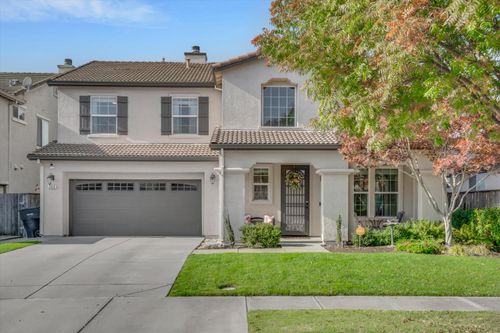 366 Romano Way, Oakdale, CA, 95361-2972 | Card Image