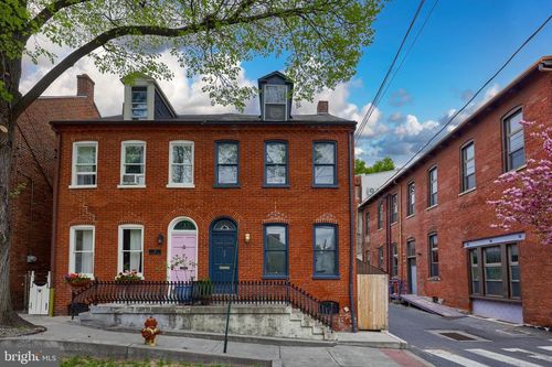 27 N Mulberry St, LANCASTER, PA, 17603-3740 | Card Image