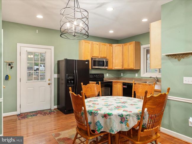 1304 Lakeview Dr, House other with 4 bedrooms, 3 bathrooms and null parking in CROSS JUNCTION VA | Image 12