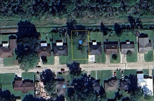 5004 Lawndale Ave, West Orange, TX, 77630-4444 | Card Image