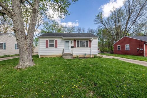 461 W Park Blvd, Medina, OH, 44256-2564 | Card Image
