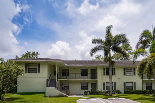 f-2101 Sabal Ridge Ct, Palm Beach Gardens, FL, 33418-8911 | Card Image