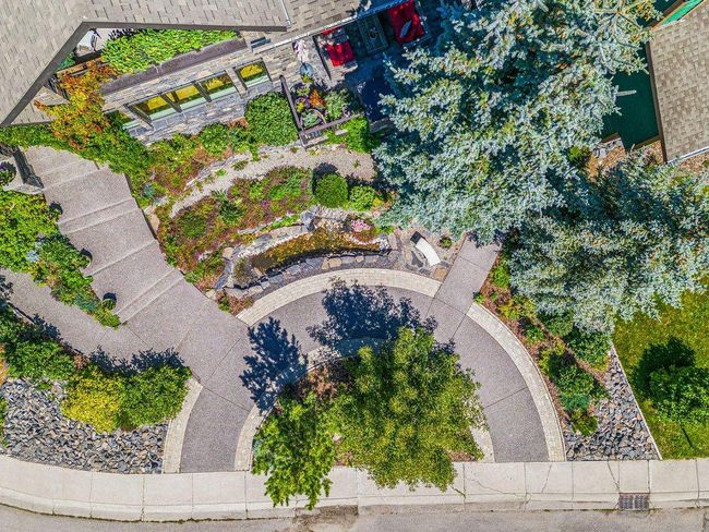 930 9 St, House other with 8 bedrooms, 7 bathrooms and 4 parking in Canmore AB | Image 4