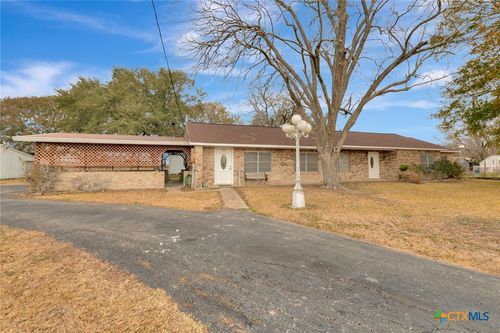 1840 Loop 522, Ganado, TX, 77962-8178 | Card Image