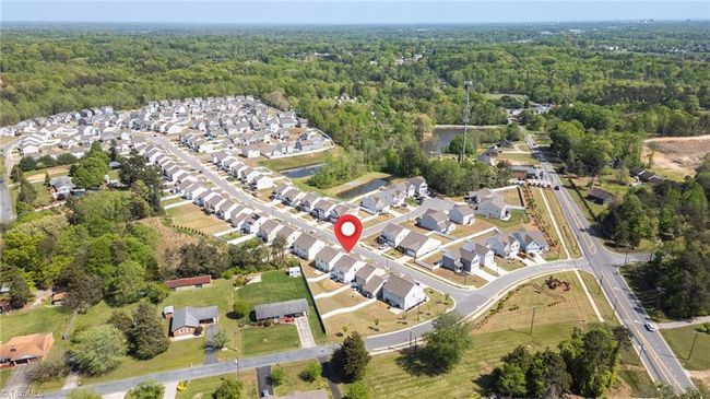 105 Centerpiece Dr, House other with 4 bedrooms, 3 bathrooms and null parking in High Point NC | Image 40