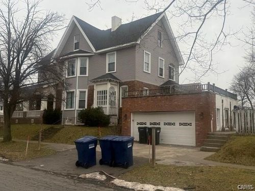 942 Euclid Ave, Syracuse, NY, 13210-2660 | Card Image