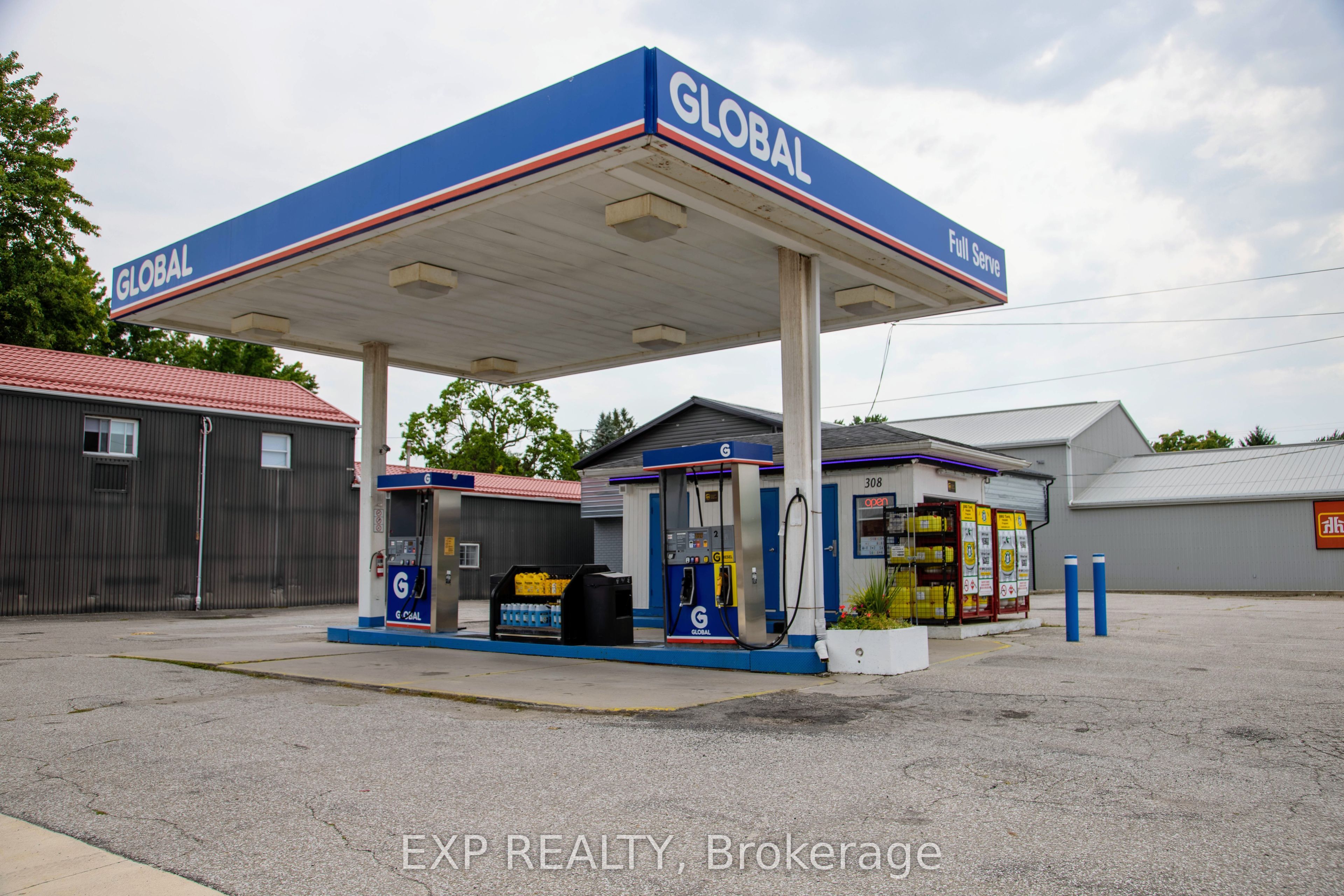 Commercial Sale in Chatham-Kent 3
