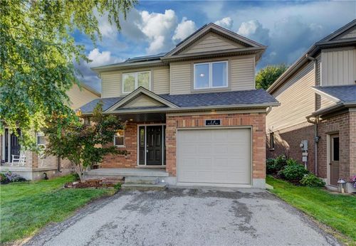 18 Knapp Rd, Elmira, ON, N3B0A7 | Card Image