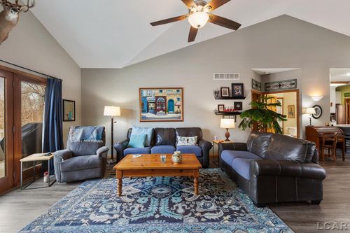 4250 Evergreen Rd, Adrian, MI, 49221-8408 | Card Image