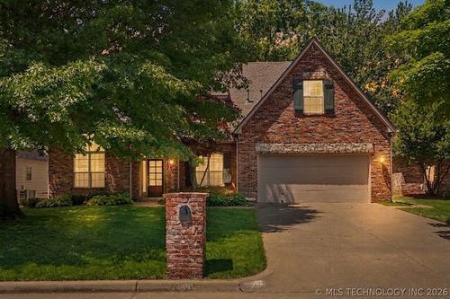10010 S 86th East Ave, Tulsa, OK, 74133-5599 | Card Image