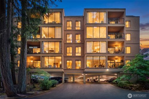 a13-15508 Country Club Dr, Mill Creek, WA, 98012-1251 | Card Image