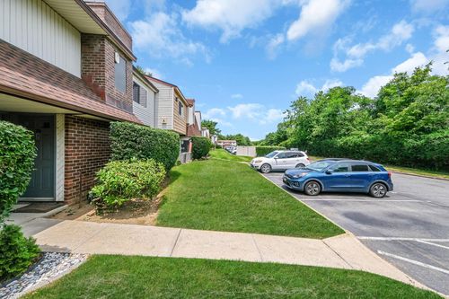 80-80 Pointe Cir S, Coram, NY, 11727-1530 | Card Image