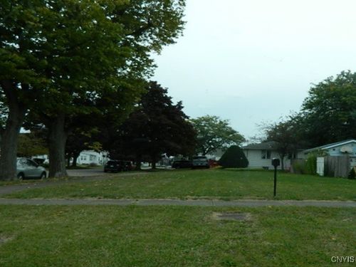 49 E Courtney St, Dunkirk, NY, 14048-2840 | Card Image