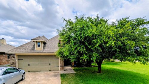 15417 Meadow Pass, College Station, TX, 77845-2414 | Card Image